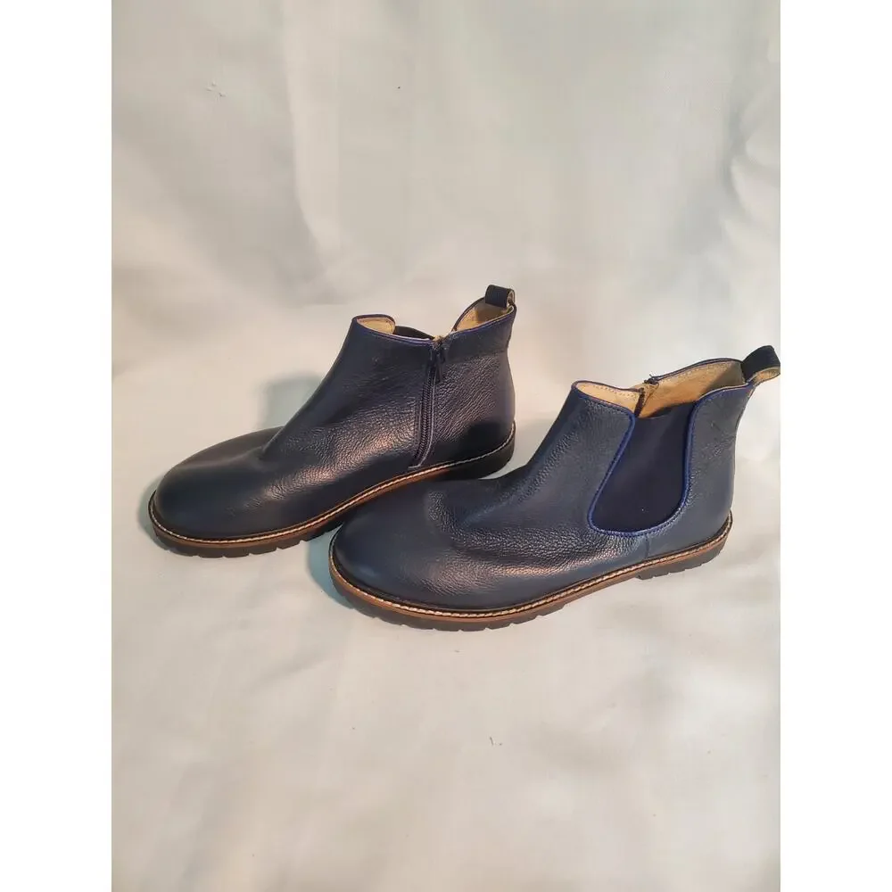 Chelsea Boots by Mini Boden size37. S68